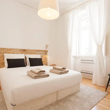 Flh Bica Modern Flat With View Lissabon