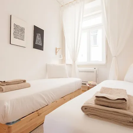 Flh Bica Modern Flat With View Lizbona